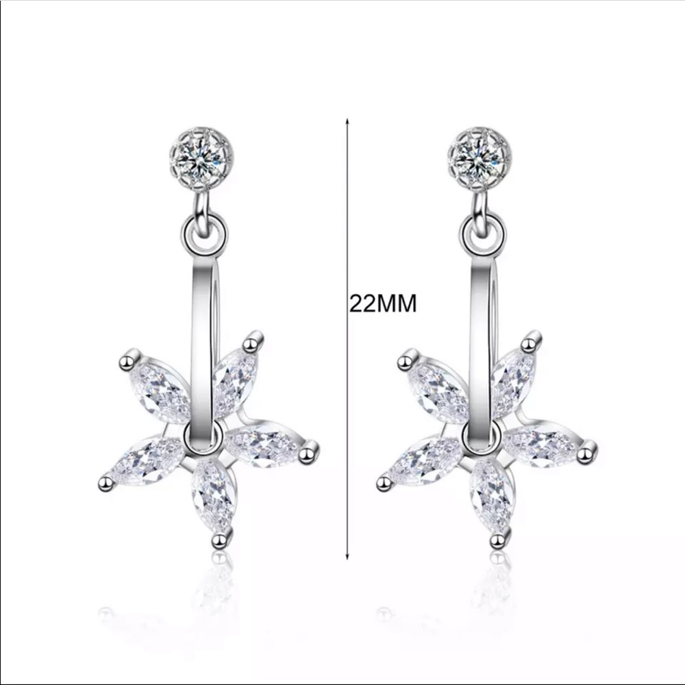 🌟 Sterling Silver 925 Flower CZ Earrings - Picture 3 of 6